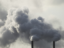 Laut der Health and Environment Alliance-Studie sterben in Deutschland 2.700 Menschen jährlich an den Folgen von Luftverschmutzung durch Kohle, Feinstaubpartikel und Abgase.